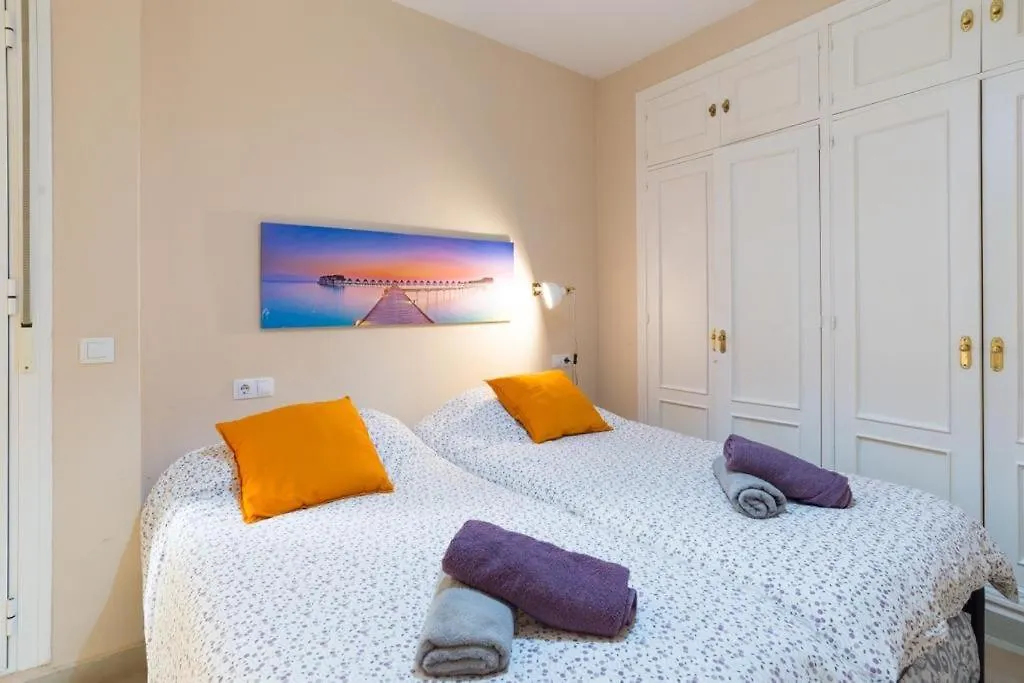 Historic Apartamentos Parking Gratis 5P Jinetes contacts